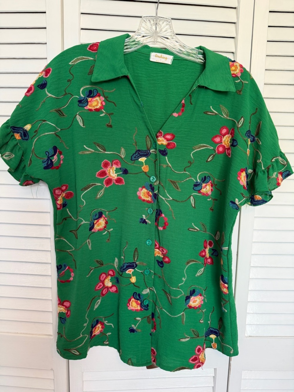 Dashing Green Floral Button-Up Blouse